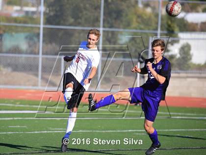 Thumbnail 3 in Carlsbad vs. Torrey Pines (21st Annual SoCal Classic) photogallery.