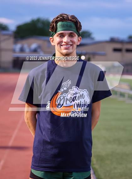 Thumbnail 3 in Kentucky Dream Mile photogallery.