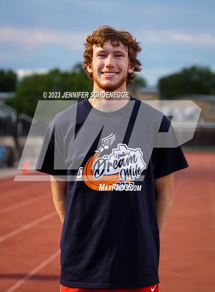 Thumbnail 2 in Kentucky Dream Mile photogallery.