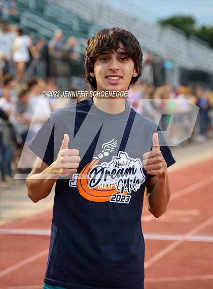 Thumbnail 2 in Kentucky Dream Mile photogallery.