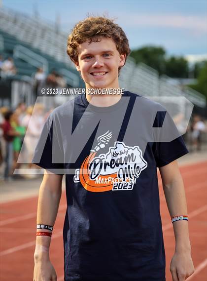 Thumbnail 1 in Kentucky Dream Mile photogallery.