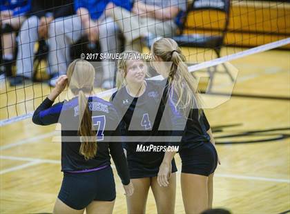 Thumbnail 3 in Grand Island vs. Lincoln East photogallery.