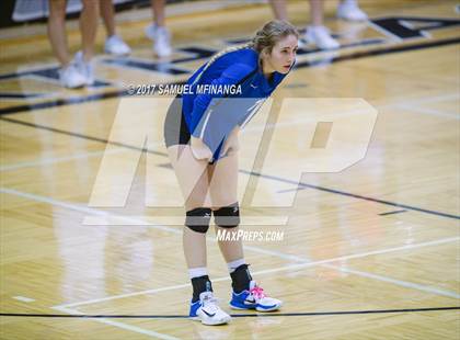 Thumbnail 1 in Grand Island vs. Lincoln East photogallery.