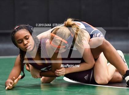 Thumbnail 1 in Knights Invitational photogallery.