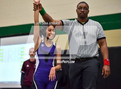 Thumbnail 2 in Knights Invitational photogallery.
