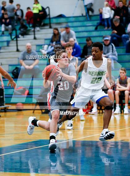 Thumbnail 1 in Grace vs. Kearns (Eagle Holiday Shootout) photogallery.