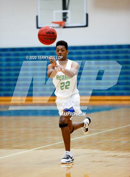Thumbnail 3 in Grace vs. Kearns (Eagle Holiday Shootout) photogallery.