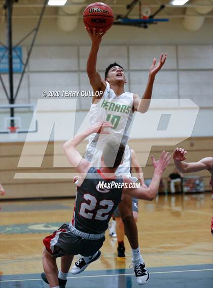 Thumbnail 1 in Grace vs. Kearns (Eagle Holiday Shootout) photogallery.