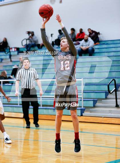 Thumbnail 1 in Grace vs. Kearns (Eagle Holiday Shootout) photogallery.