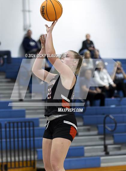 Thumbnail 2 in Waterloo vs Father McGivney (Columbia Tip Off Tournament) photogallery.