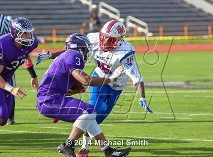 Thumbnail 1 in DeMatha @ Gonzaga photogallery.
