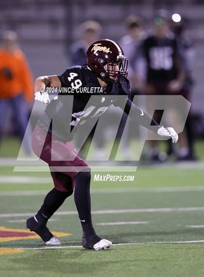 Thumbnail 3 in McNeil @ Dripping Springs (UIL 6A Bi-District Football Playoff) photogallery.
