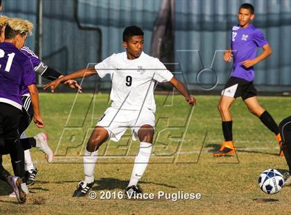 Thumbnail 2 in Shadow Hills vs. Flintridge Prep (CIF SS D6 Semifinal) photogallery.