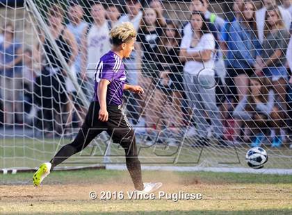 Thumbnail 3 in Shadow Hills vs. Flintridge Prep (CIF SS D6 Semifinal) photogallery.