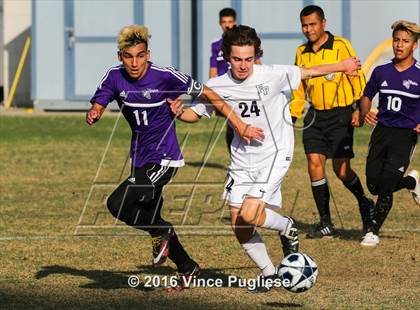 Thumbnail 2 in Shadow Hills vs. Flintridge Prep (CIF SS D6 Semifinal) photogallery.