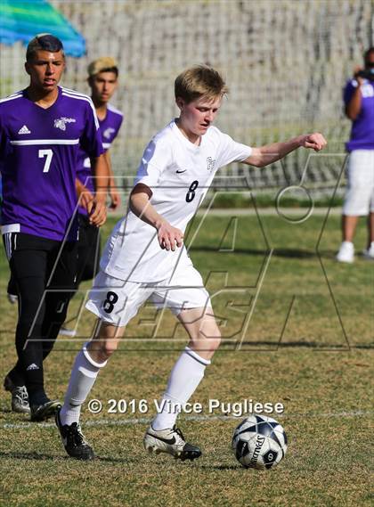 Thumbnail 3 in Shadow Hills vs. Flintridge Prep (CIF SS D6 Semifinal) photogallery.