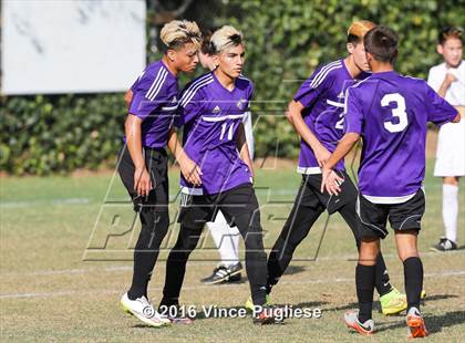 Thumbnail 2 in Shadow Hills vs. Flintridge Prep (CIF SS D6 Semifinal) photogallery.