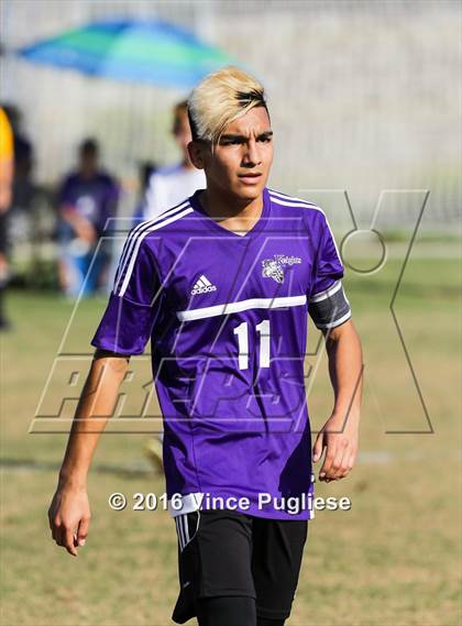 Thumbnail 1 in Shadow Hills vs. Flintridge Prep (CIF SS D6 Semifinal) photogallery.