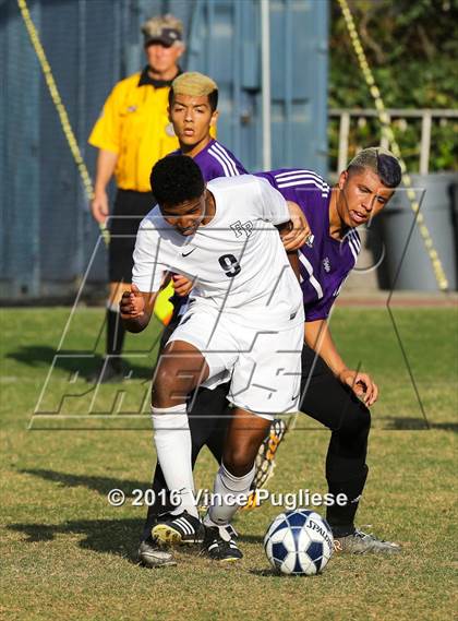 Thumbnail 1 in Shadow Hills vs. Flintridge Prep (CIF SS D6 Semifinal) photogallery.