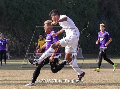 Thumbnail 1 in Shadow Hills vs. Flintridge Prep (CIF SS D6 Semifinal) photogallery.