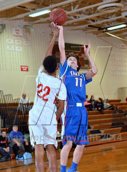 Thumbnail 2 in Triton @ Delsea photogallery.