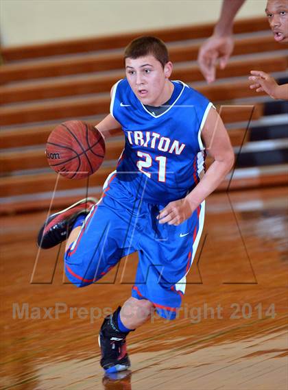 Thumbnail 2 in Triton @ Delsea photogallery.