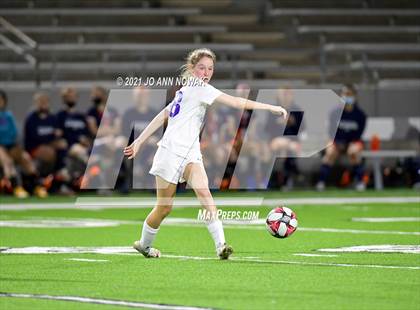 Thumbnail 1 in Klein Cain vs Bridgeland (UIL 6A Bi-District Playoff) photogallery.