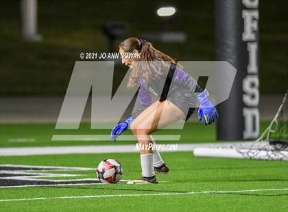 Thumbnail 3 in Klein Cain vs Bridgeland (UIL 6A Bi-District Playoff) photogallery.