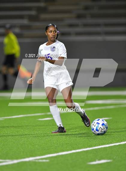 Thumbnail 1 in Klein Cain vs Bridgeland (UIL 6A Bi-District Playoff) photogallery.