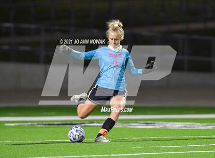 Thumbnail 1 in Klein Cain vs Bridgeland (UIL 6A Bi-District Playoff) photogallery.