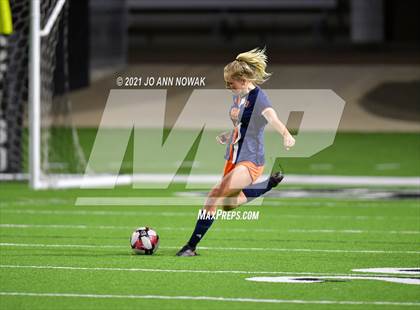 Thumbnail 2 in Klein Cain vs Bridgeland (UIL 6A Bi-District Playoff) photogallery.