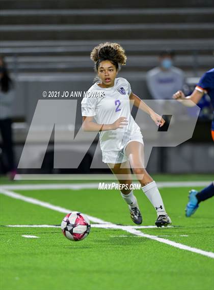Thumbnail 3 in Klein Cain vs Bridgeland (UIL 6A Bi-District Playoff) photogallery.