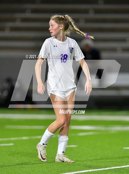Thumbnail 3 in Klein Cain vs Bridgeland (UIL 6A Bi-District Playoff) photogallery.