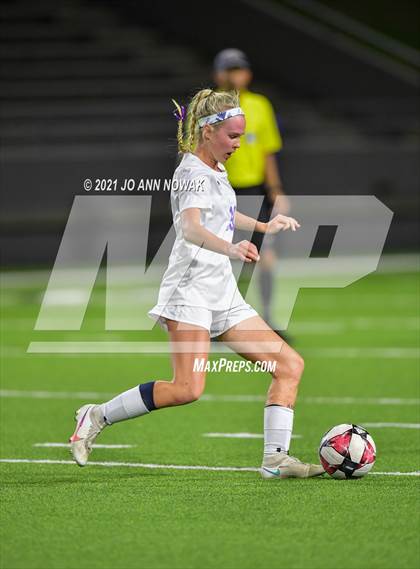 Thumbnail 1 in Klein Cain vs Bridgeland (UIL 6A Bi-District Playoff) photogallery.