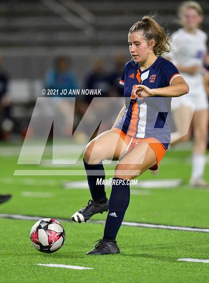 Thumbnail 3 in Klein Cain vs Bridgeland (UIL 6A Bi-District Playoff) photogallery.