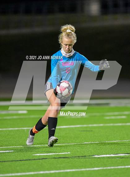Thumbnail 3 in Klein Cain vs Bridgeland (UIL 6A Bi-District Playoff) photogallery.