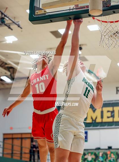 Thumbnail 2 in Chaney @ Medina photogallery.