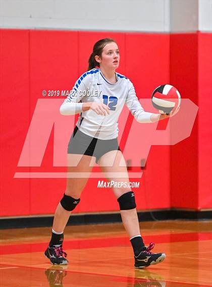 Thumbnail 2 in Wortham vs Chilton (UIL 2A Bi-District) photogallery.