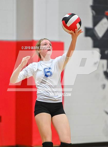Thumbnail 2 in Wortham vs Chilton (UIL 2A Bi-District) photogallery.