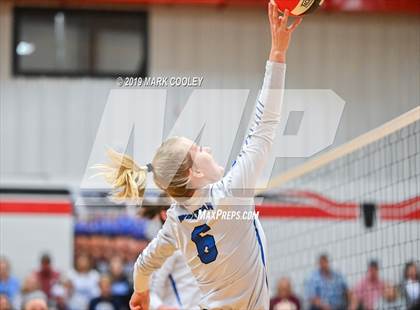 Thumbnail 3 in Wortham vs Chilton (UIL 2A Bi-District) photogallery.
