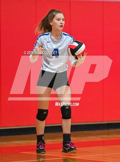 Thumbnail 3 in Wortham vs Chilton (UIL 2A Bi-District) photogallery.