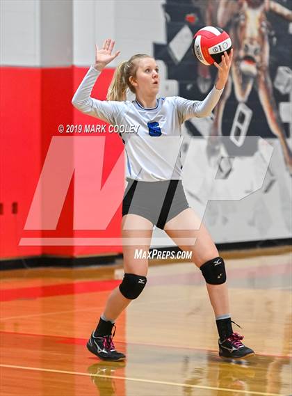 Thumbnail 1 in Wortham vs Chilton (UIL 2A Bi-District) photogallery.