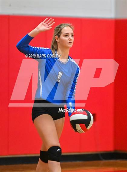 Thumbnail 1 in Wortham vs Chilton (UIL 2A Bi-District) photogallery.
