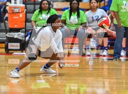 Thumbnail 2 in Wortham vs Chilton (UIL 2A Bi-District) photogallery.