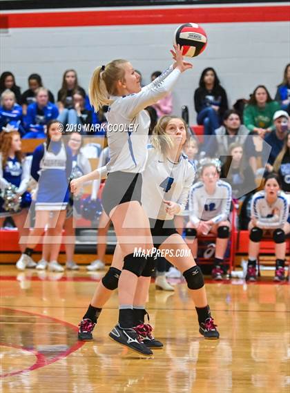 Thumbnail 1 in Wortham vs Chilton (UIL 2A Bi-District) photogallery.