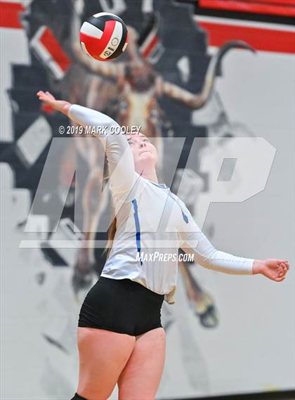 Thumbnail 2 in Wortham vs Chilton (UIL 2A Bi-District) photogallery.