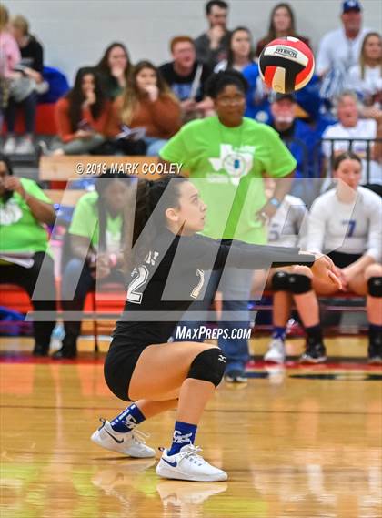 Thumbnail 2 in Wortham vs Chilton (UIL 2A Bi-District) photogallery.