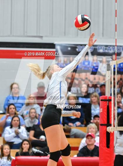 Thumbnail 2 in Wortham vs Chilton (UIL 2A Bi-District) photogallery.