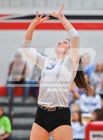 Thumbnail 3 in Wortham vs Chilton (UIL 2A Bi-District) photogallery.