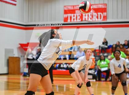 Thumbnail 3 in Wortham vs Chilton (UIL 2A Bi-District) photogallery.